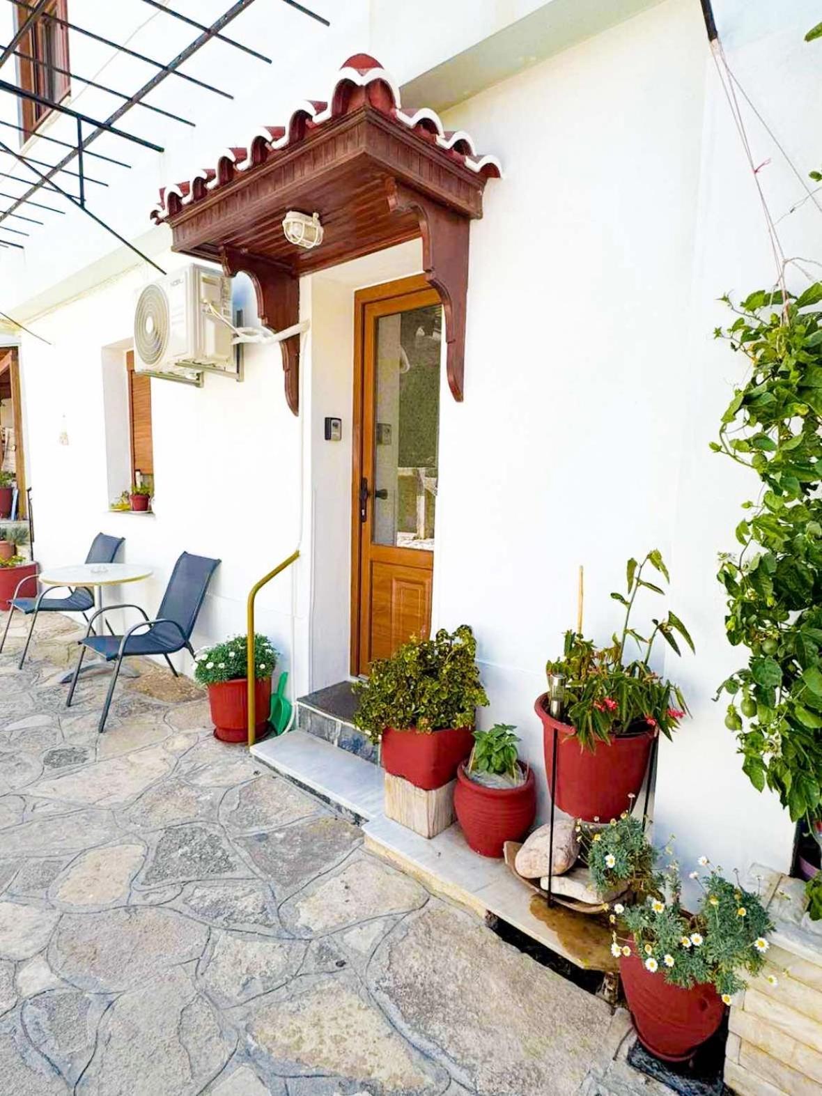 Miltiadis Apartments كوكاري المظهر الخارجي الصورة